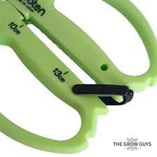 Straight Blade Scissors PT-15 by Saboten