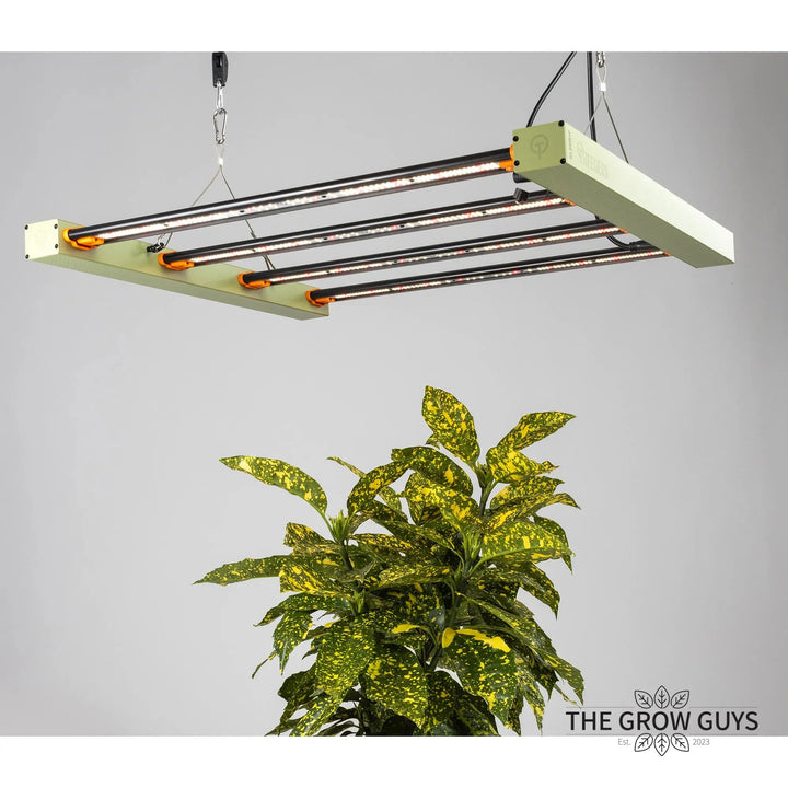 GL300W LED Grow Light by Treegers — 300W Full-Spectrum LED Fixture for 1.0m Canopy