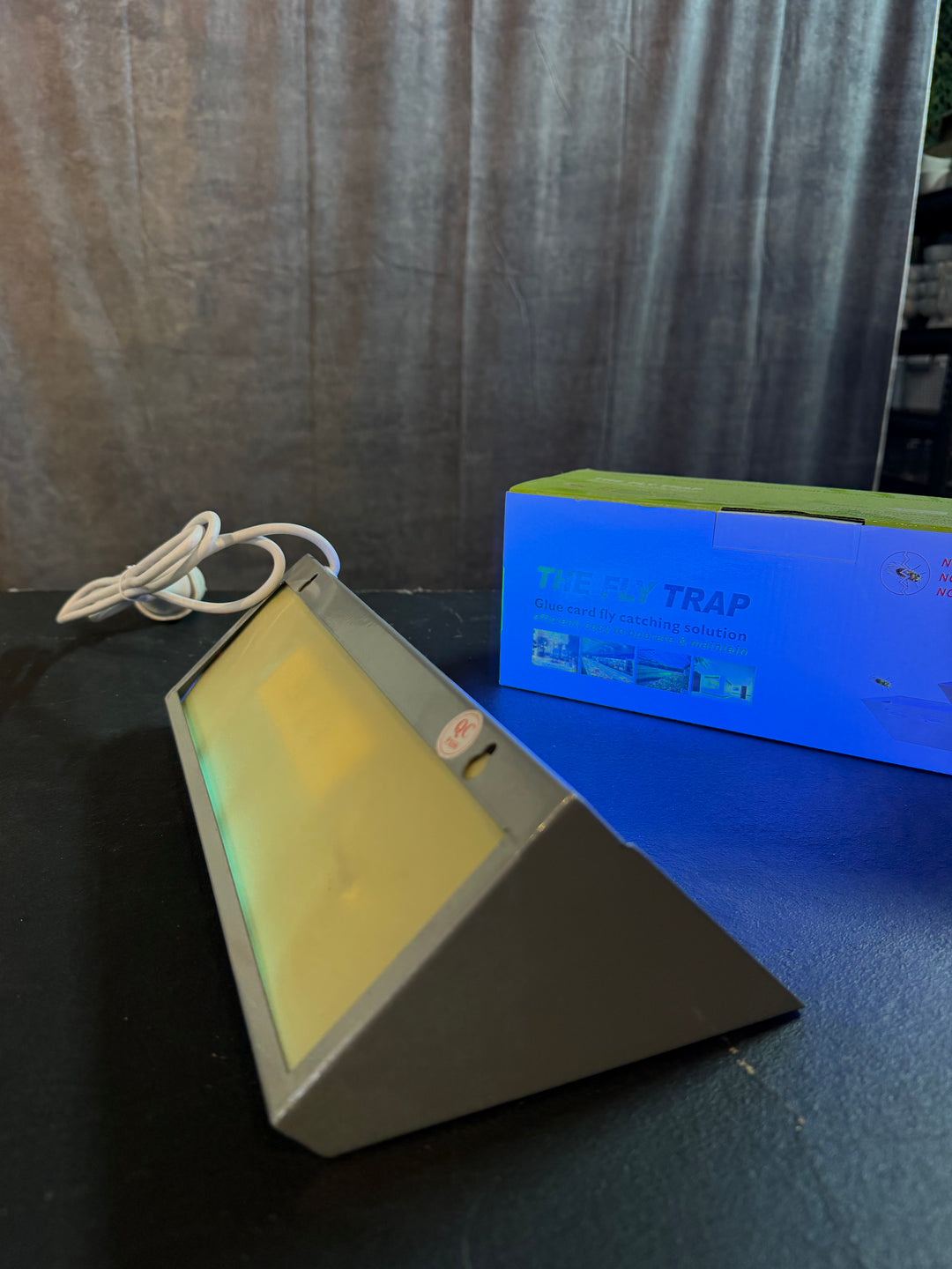 The Fly Trap — UV Glue Card Trap for Fungus Gnats and Thrips
