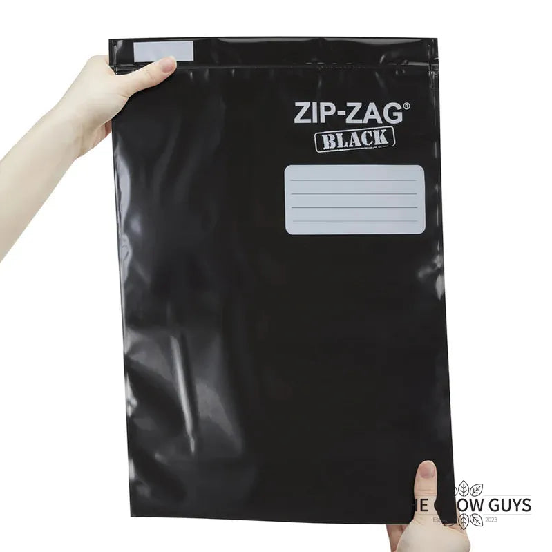 Zip-Zag bag by Zip-Zag - Smell-proof black storage bag