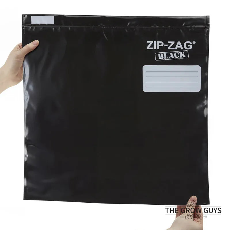 Zip-Zag bag by Zip-Zag - Smell-proof black storage bag