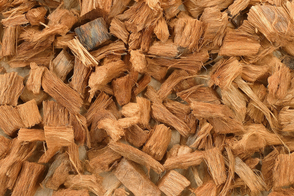 Close-up of Tropicoir 12-16mm coconut husk chips
